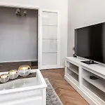 Apartment Exclusive In Center Free Parking Tallinn