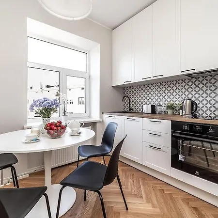Exclusive In Center Free Parking Apartment Tallinn