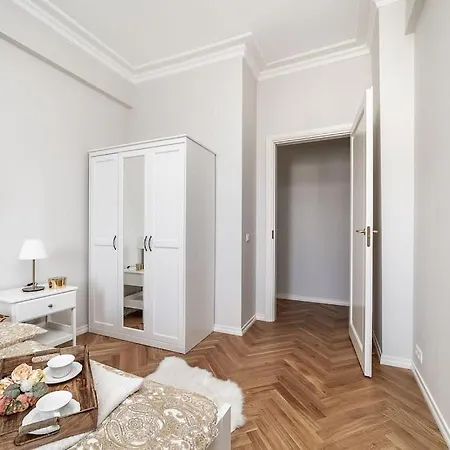 Apartment Exclusive In Center Free Parking