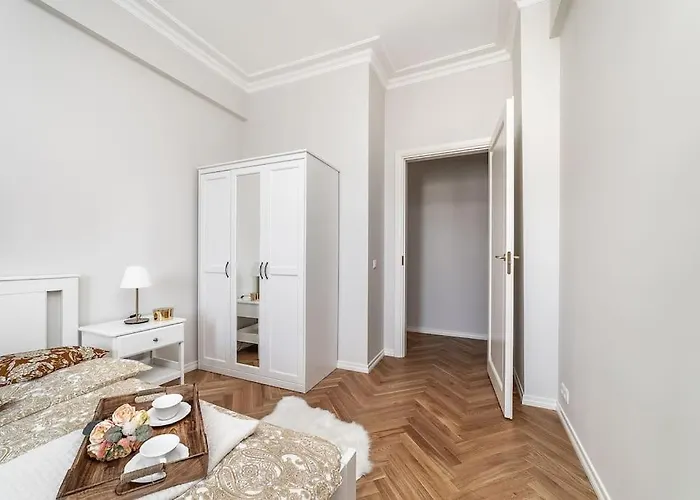 Apartment Exclusive In Center Free Parking